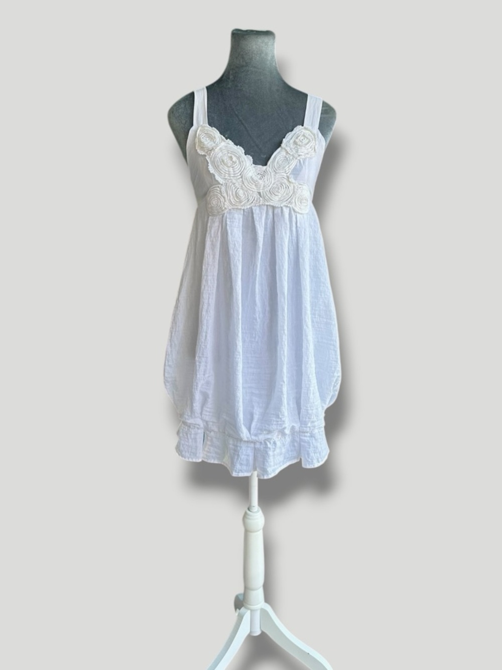 Poetry White Flower Rosette Bubble Hem Mini Dress S Empire Waist Sundress (Read)